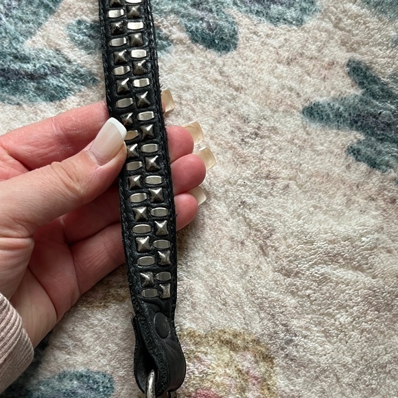 Chic Black Crossbody Bag with Studded Detail - Picture 7 of 7